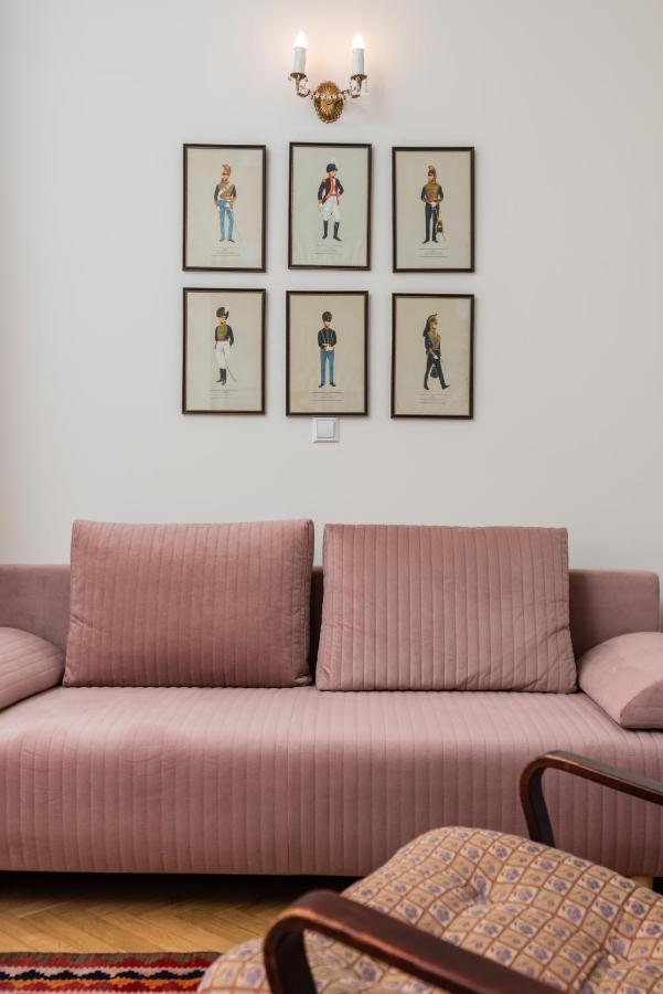 Classy Old Town Suites - By Upstairs Krakow Bagian luar foto