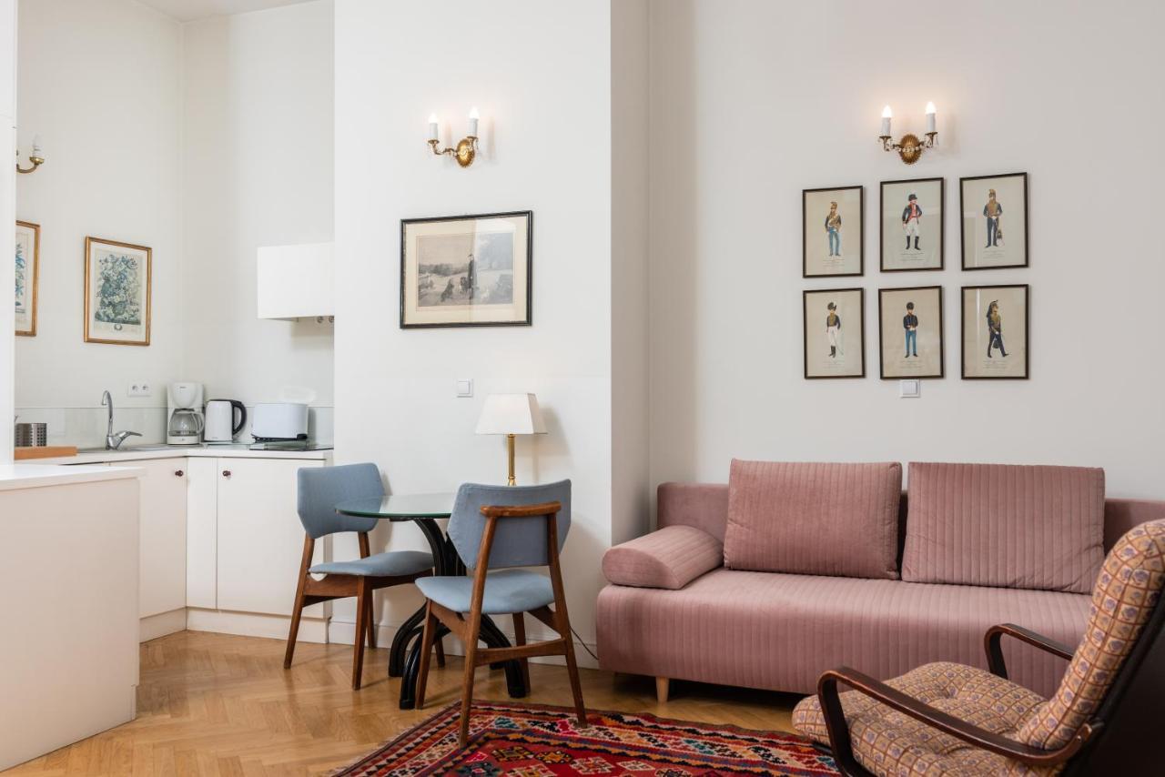 Classy Old Town Suites - By Upstairs Krakow Bagian luar foto