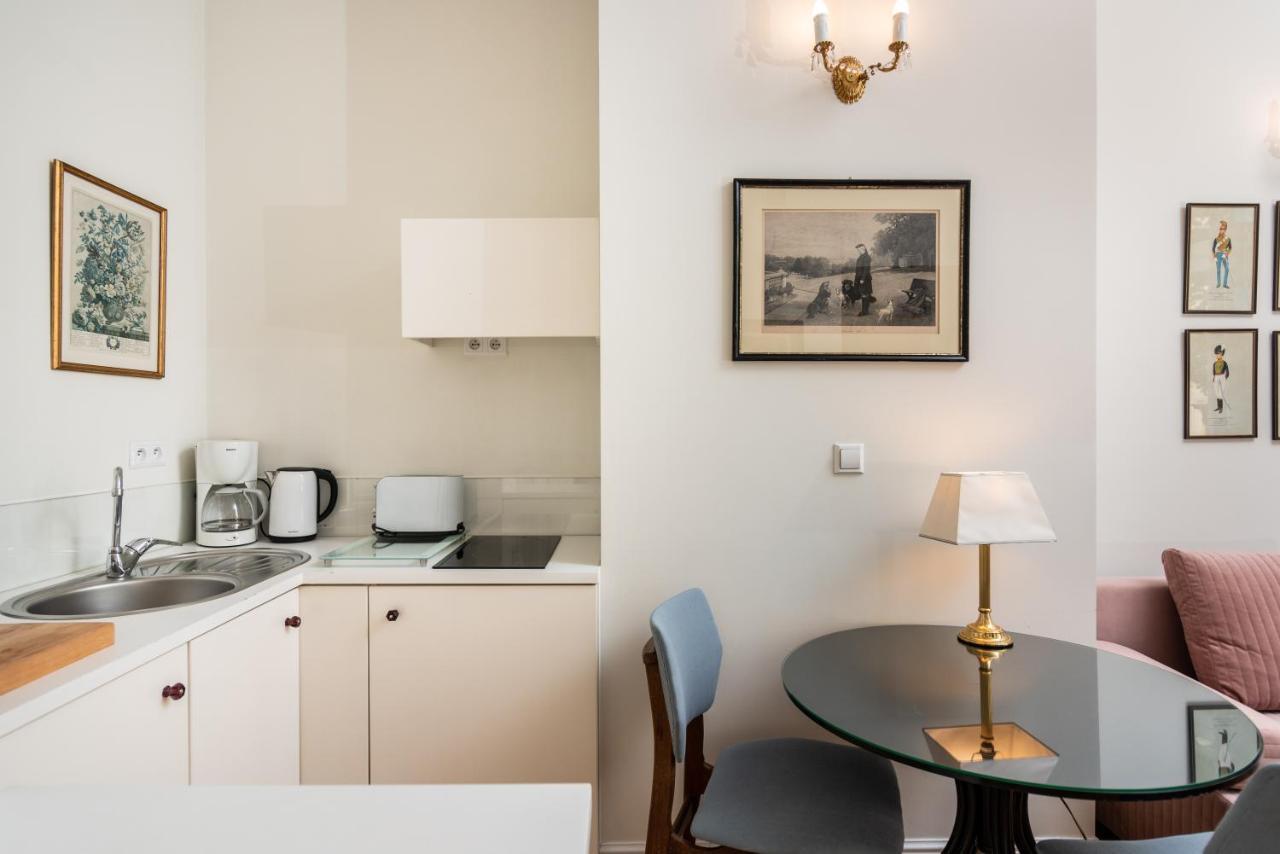 Classy Old Town Suites - By Upstairs Krakow Bagian luar foto